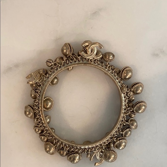 CHANEL Jewelry - Chanel Bangle Set